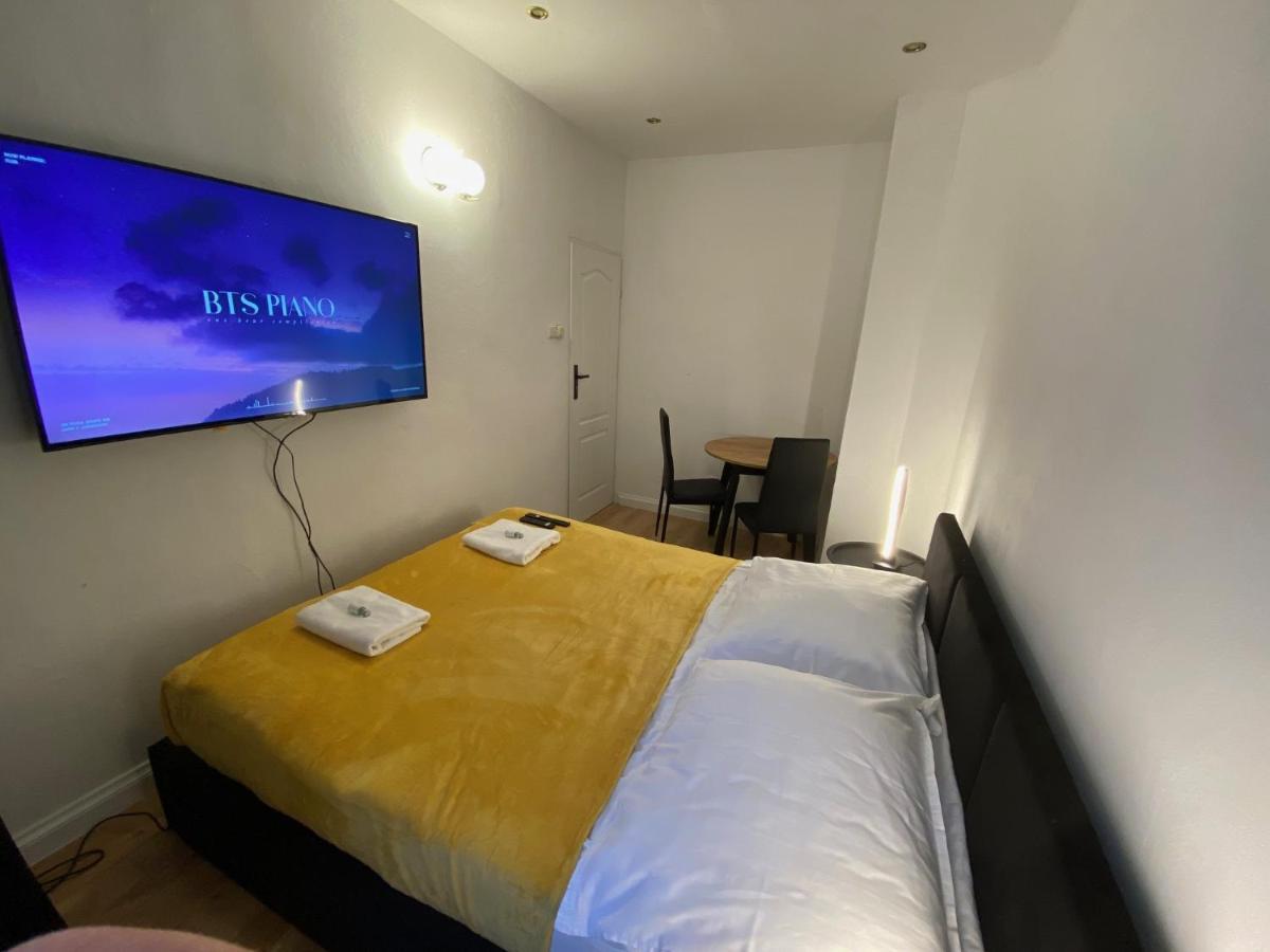 Homestay Central
