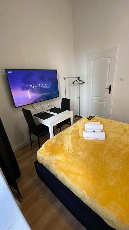 Central Homestay