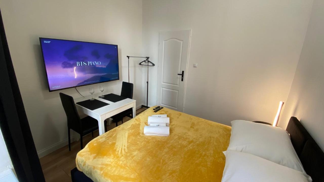 Homestay Central